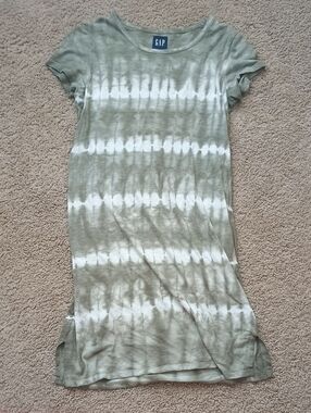 GAP Olive & White Tie-Dye Tee Dress